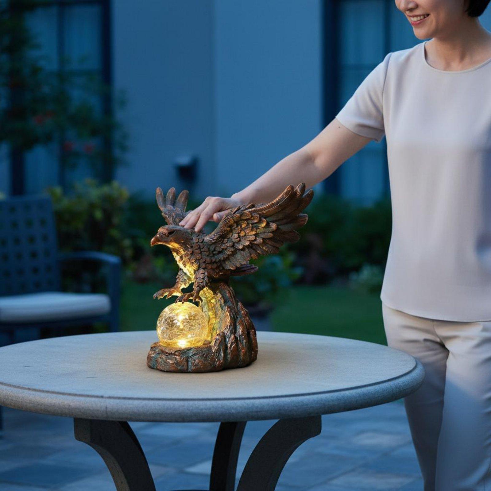 Luz de estátua Solar Eagle à p - Outdoor Lighting Pathway avaliação e preço